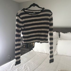 Free People beach cropped knit⭐️⭐️